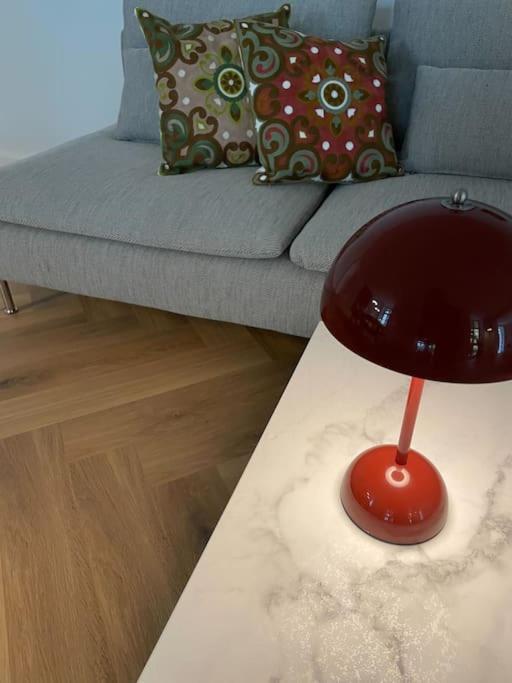 Apartamento Nyrenoveret Charmerende Lejlighed I Odense C! Exterior foto